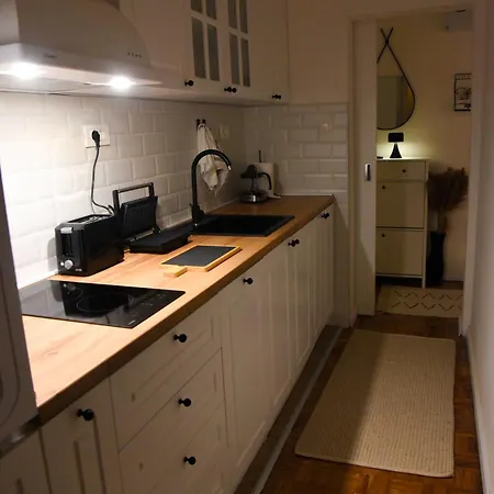Apartment Mina *